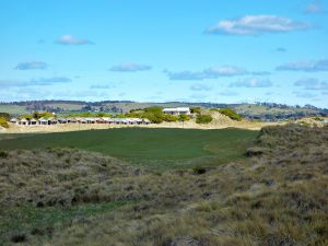 Barnbougle (Dunes) 18th Hill